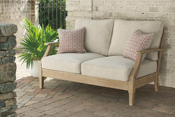 Clare View Outdoor Seating Group / 4pc - Ornate Home