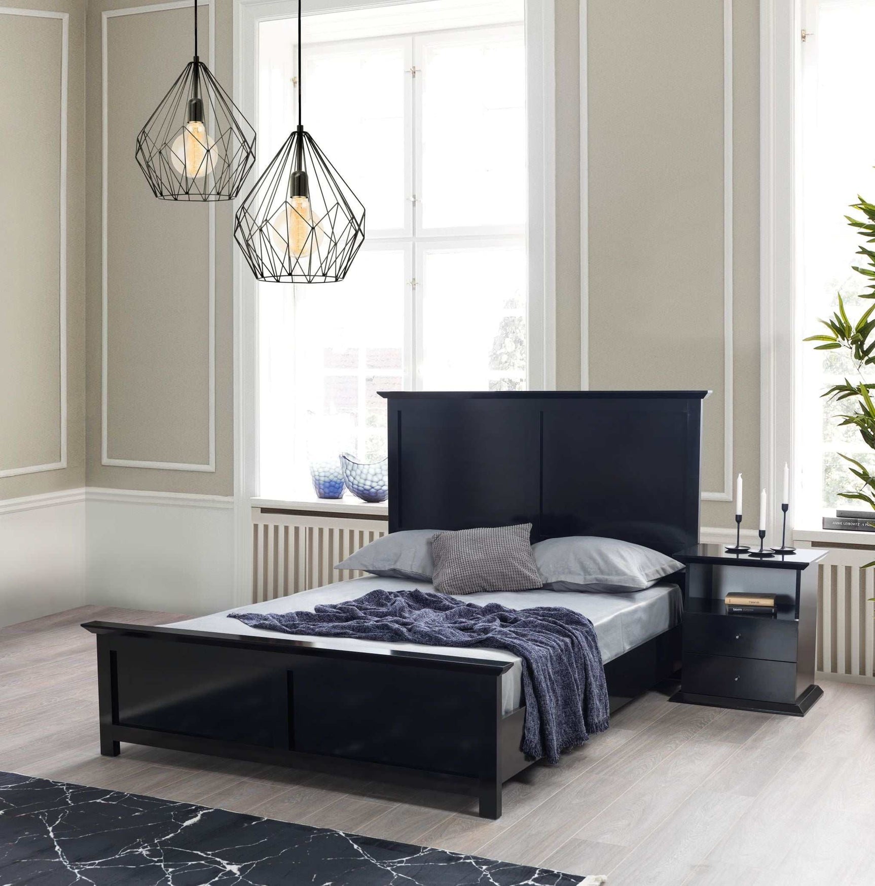 Erika Black 4-Piece Queen Bedroom Set - Ornate Home