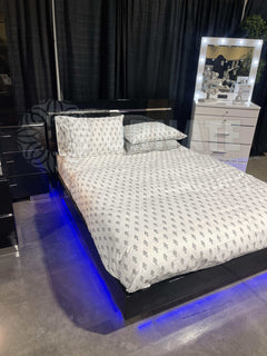Erlach Black & Chrome Cal. King Panel Bed - Ornate Home