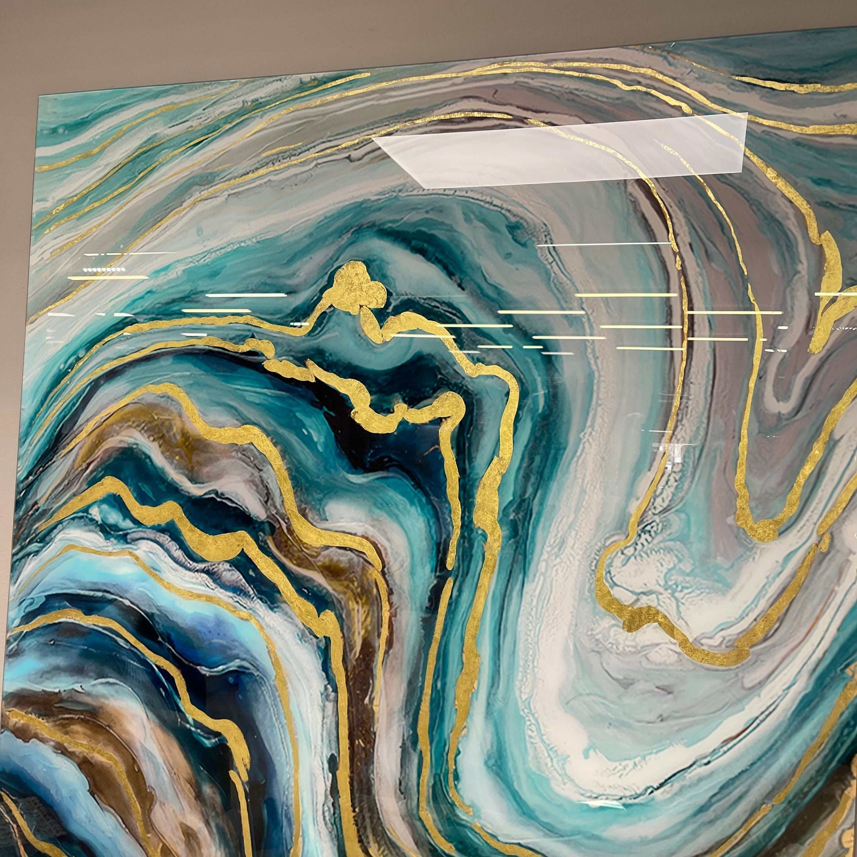 Floating Tempered Glass w / Foil Wall Art - Ornate Home