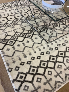 Laguna Trellis Tribal Diamond Stripes Area Rug - Ornate Home