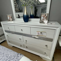 Naima White 4pc Queen Bedroom Set - Ornate Home