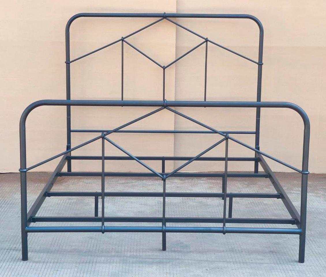 Nashburg Queen Metal Bed - Ornate Home