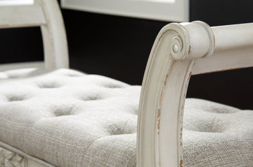 Realyn Accent Bench - Ornate Home