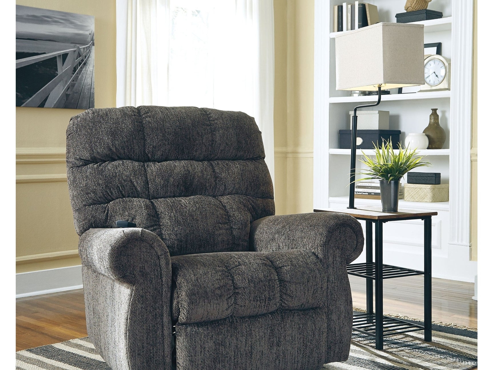 Shianne Floor Lamp - Ornate Home