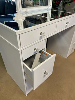 Stephanie White Vanity Set / 3pc - Ornate Home