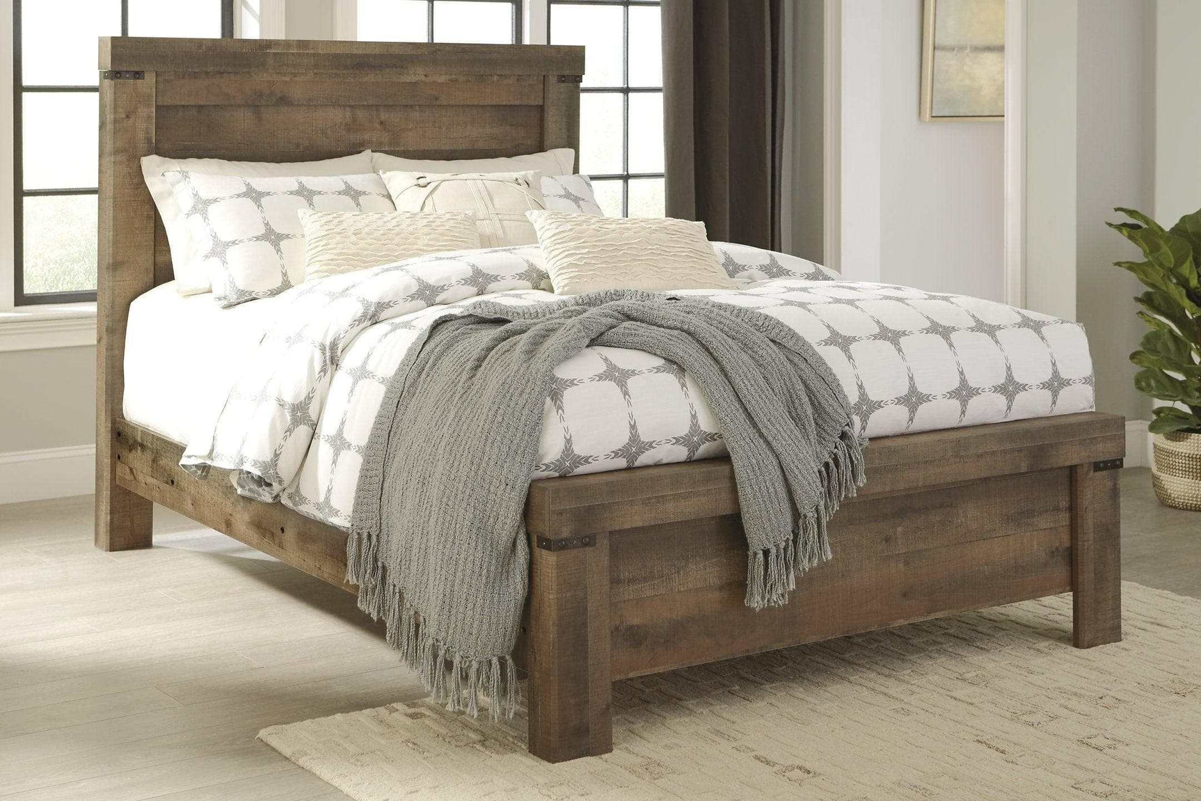 Trinell Queen Panel Bed - Ornate Home
