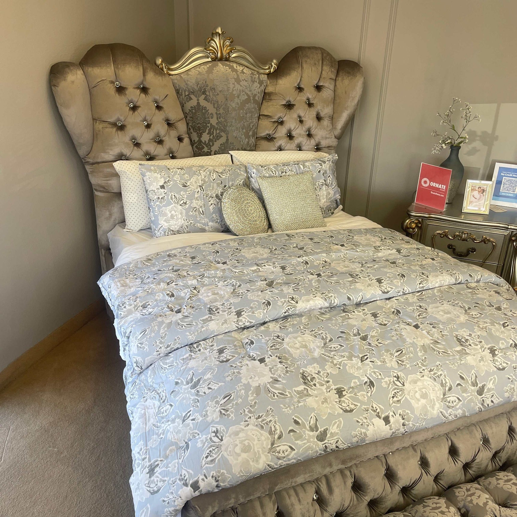 Versailles Antique Platinum Velvet Queen Bed - Ornate Home