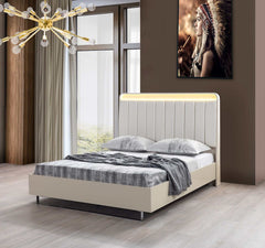Viola Cream High Gloss Lacquer 4-Piece Queen Bedroom Set - Ornate Home