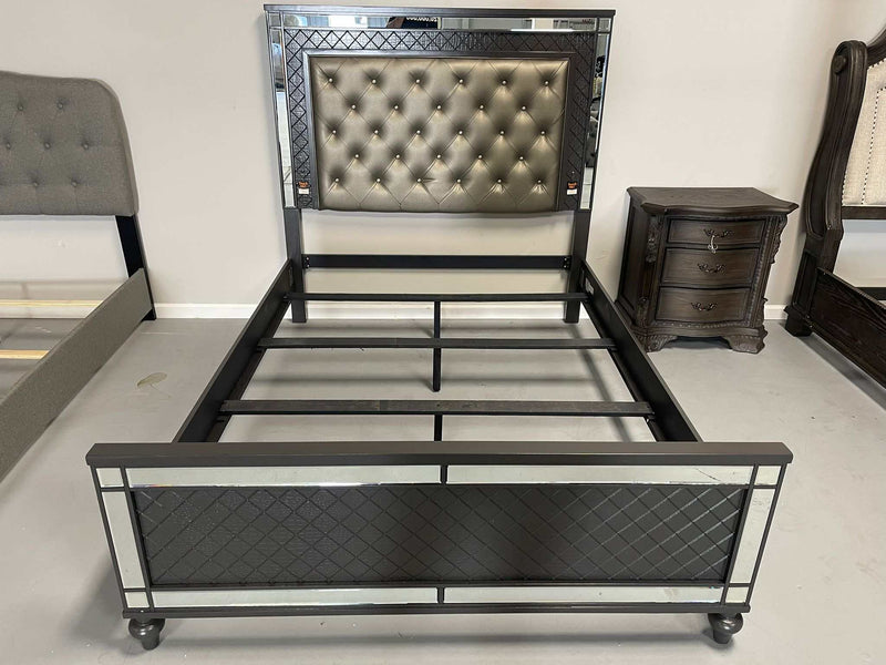 Refino Gray Queen Panel Bed w/ LED HB - Ornate Home