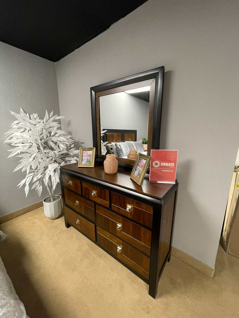 Patra - Acacia & Walnut - Queen Bedroom Set / 4pc - Ornate Home