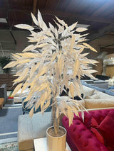 White Mango in White Hexagonal Metal / 5’ - Ornate Home