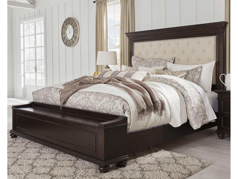 Brynhurst California King Upholstered Bed with Storage Bench - Ornate Home