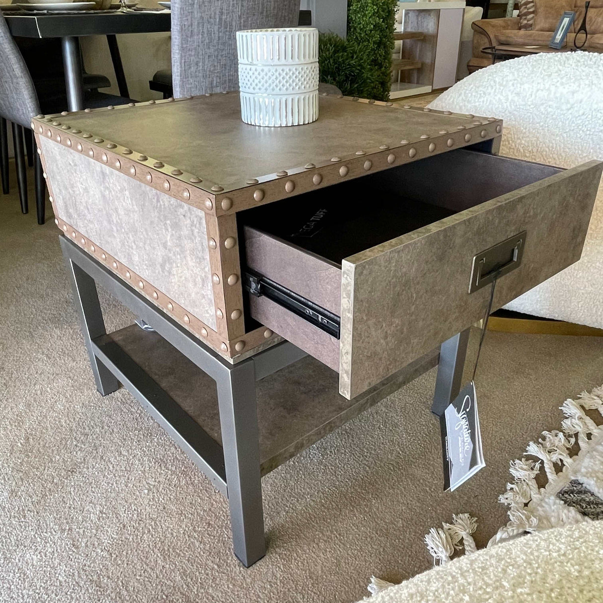 Derrylin Brown End Table - Ornate Home