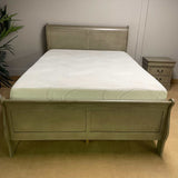 Kordasky Gray Queen Sleigh Bed - Ornate Home