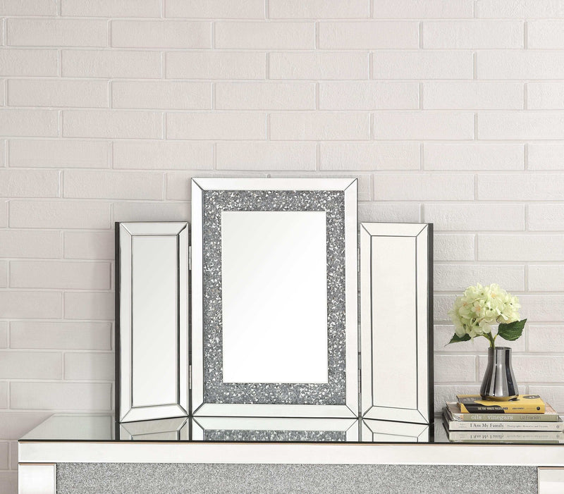 Noralie Accent Decor - Tri-Fold Mirror - Ornate Home